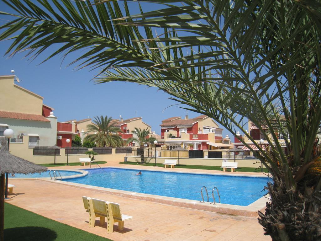 Bungalow Altos De La Bahia Torrevieja Bilik gambar